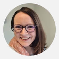 Dr-Eva-Mayer-Portrait-Coworking-Community
